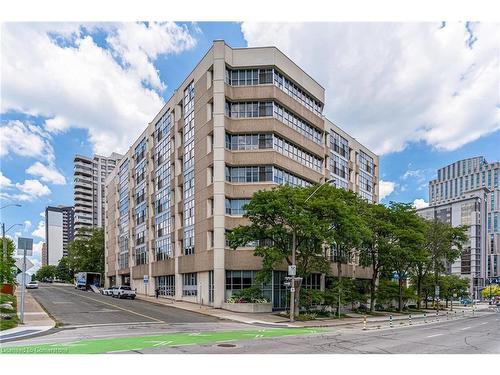 118-66 Bay Street S, Hamilton, ON - Outdoor With Facade