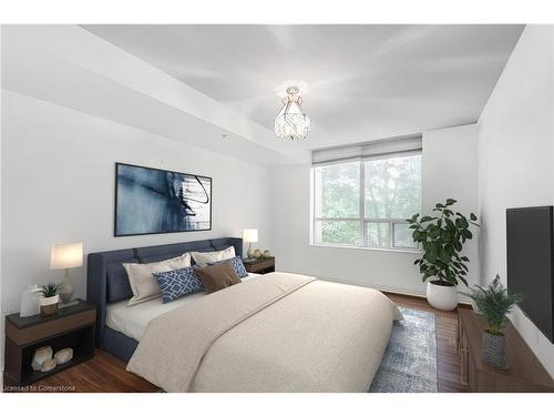 2405-100 Burloak Drive, Burlington, ON - Indoor Photo Showing Bedroom