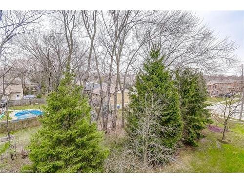 2405-100 Burloak Drive, Burlington, ON - Outdoor With View