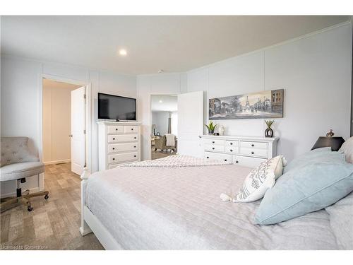 11 Silver Aspen Drive, Nanticoke, ON - Indoor Photo Showing Bedroom