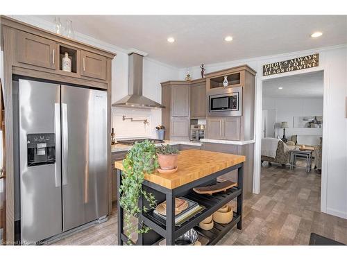 11 Silver Aspen Drive, Nanticoke, ON - Indoor Photo Showing Kitchen