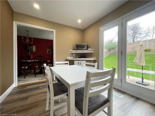 407 Melanie Crescent, Ancaster, ON - Indoor Photo Showing Dining Room