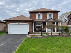 407 Melanie Crescent  Ancaster, ON L9G 4B1