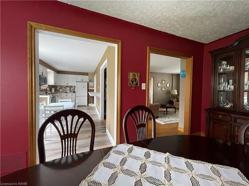 407 Melanie Crescent, Ancaster, ON - Indoor Photo Showing Dining Room