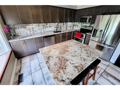 8-5090 Fairview Street, Burlington, ON - Indoor Photo Showing Kitchen With Stainless Steel Kitchen With Upgraded Kitchen