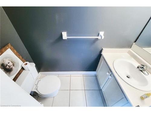 8-5090 Fairview Street, Burlington, ON - Indoor Photo Showing Bathroom