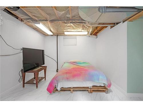 5 Dunrobin Drive, Caledonia, ON - Indoor Photo Showing Basement