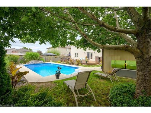 5 Dunrobin Drive, Caledonia, ON - Outdoor With In Ground Pool With Backyard