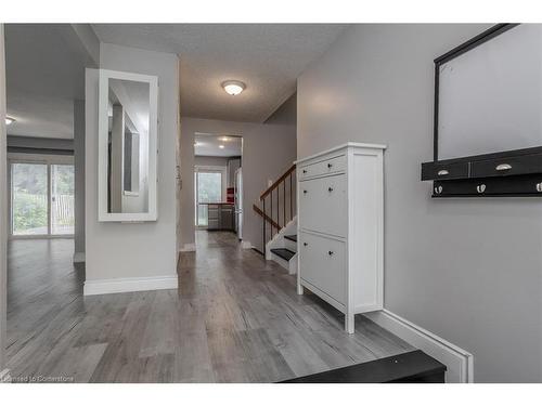 6065 Montevideo Road, Mississauga, ON - Indoor Photo Showing Other Room