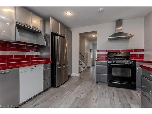 6065 Montevideo Road, Mississauga, ON - Indoor Photo Showing Kitchen