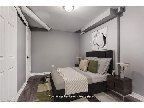 6065 Montevideo Road, Mississauga, ON - Indoor Photo Showing Bedroom