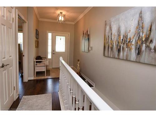 21 Greentrail Drive, Mount Hope, ON - Indoor Photo Showing Other Room