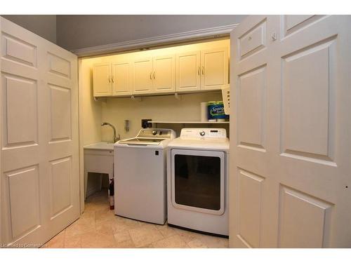 21 Greentrail Drive, Mount Hope, ON - Indoor Photo Showing Laundry Room