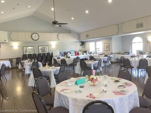 21 Greentrail Drive, Mount Hope, ON - Indoor Photo Showing Dining Room