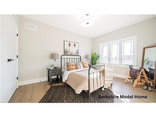 3 Hilborn Street, Plattsville, ON - Indoor Photo Showing Bedroom