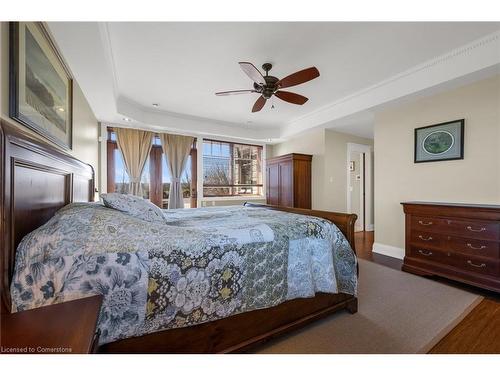 331 Russ Road, Grimsby, ON - Indoor Photo Showing Bedroom