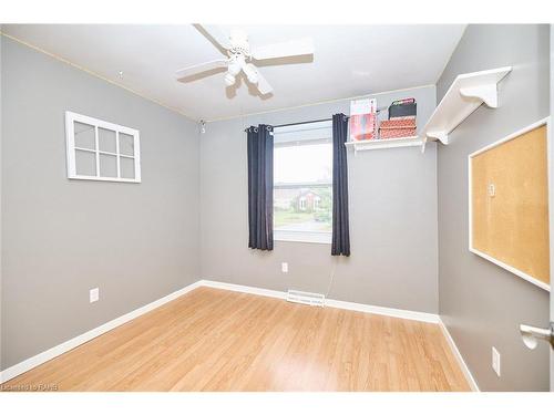 79 Wellbrook Boulevard, Welland, ON - Indoor Photo Showing Other Room