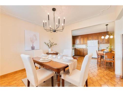 185 Nugent Drive, Hamilton, ON - Indoor Photo Showing Dining Room