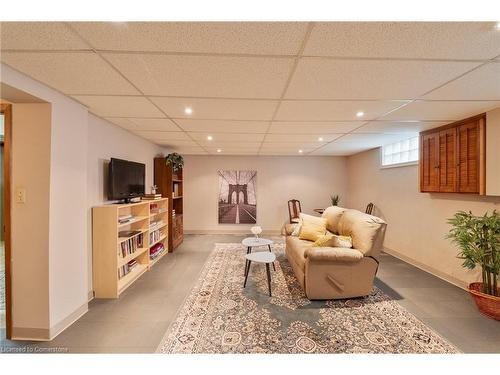 185 Nugent Drive, Hamilton, ON - Indoor Photo Showing Basement