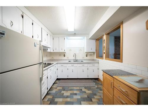 783 Lawrence Road, Hamilton, ON - Indoor Photo Showing Kitchen With Double Sink