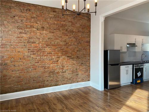 177 John Street S, Hamilton, ON - Indoor Photo Showing Kitchen