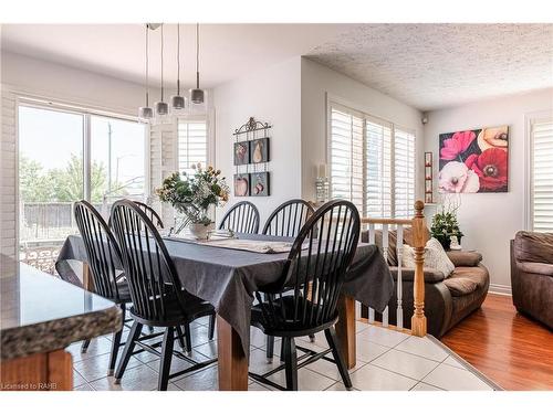 7624 Bernadette Crescent, Niagara Falls, ON - Indoor Photo Showing Dining Room