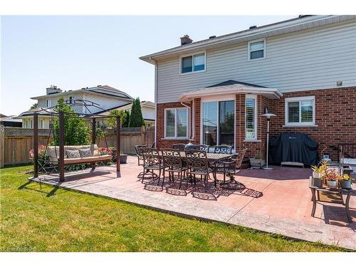 7624 Bernadette Crescent, Niagara Falls, ON - Outdoor With Deck Patio Veranda