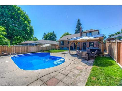 6 Shirley Street, Dundas, ON 