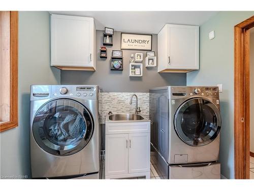 1930 West River Road, Cambridge, ON - Indoor Photo Showing Laundry Room