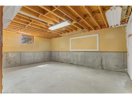 38 Oceanic Drive, Stoney Creek, ON - Indoor Photo Showing Basement