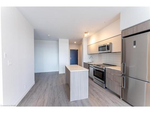 1405-22 Hughson Street N, Hamilton, ON - Indoor Photo Showing Kitchen