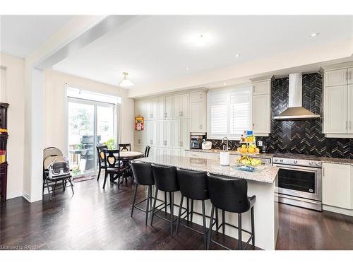 90 Spitfire Drive, Mount Hope, ON - Indoor Photo Showing Kitchen With Upgraded Kitchen