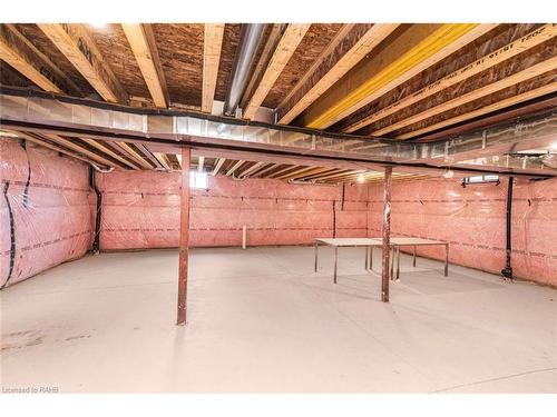 90 Spitfire Drive, Mount Hope, ON - Indoor Photo Showing Basement