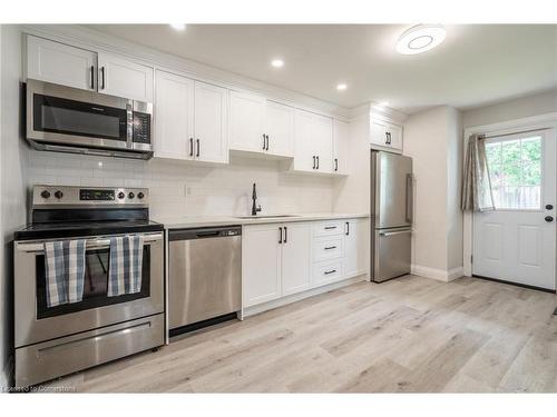 68 Harrison Avenue, Hamilton, ON - Indoor Photo Showing Kitchen