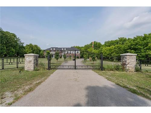 1096 Westbrook Road, Hamilton, ON - Outdoor