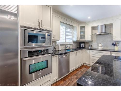 24 Spartan Avenue, Stoney Creek, ON - Indoor Photo Showing Kitchen