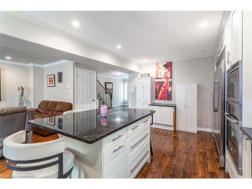 24 Spartan Avenue, Stoney Creek, ON - Indoor Photo Showing Kitchen