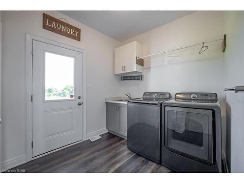 75091 45 Regional Road, Wellandport, ON - Indoor Photo Showing Laundry Room