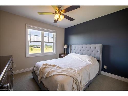 75091 45 Regional Road, Wellandport, ON - Indoor Photo Showing Bedroom