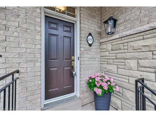 65-1267 Dorval Drive, Oakville, ON - Outdoor