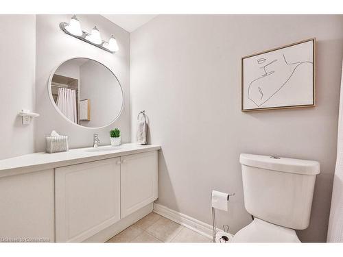 65-1267 Dorval Drive, Oakville, ON - Indoor Photo Showing Bathroom