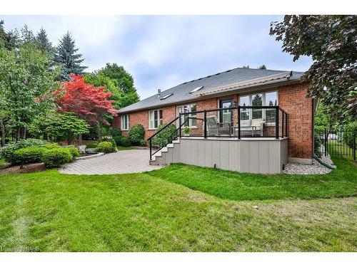 1086 Sturbridge Drive, Burlington, ON 