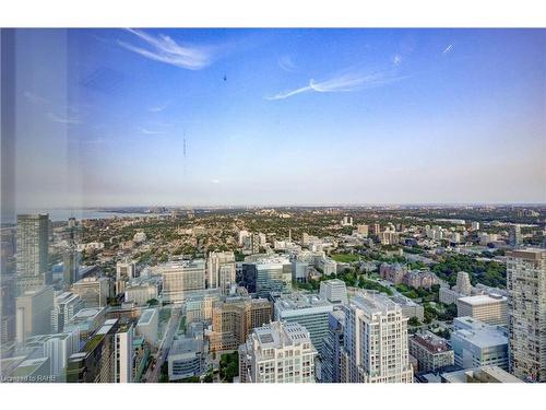 7116-388 Yonge Street, Toronto, ON - Outdoor With View