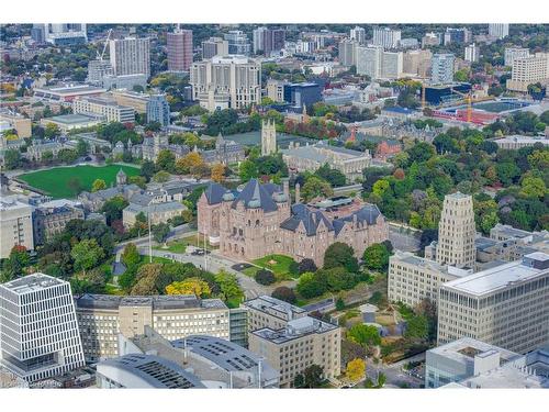 7116-388 Yonge Street, Toronto, ON - Outdoor With View