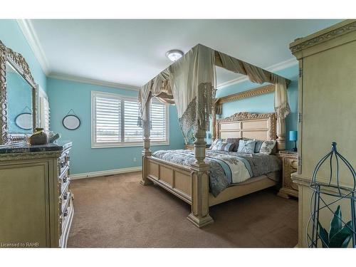 11 Alexander Boulevard, Haldimand, ON - Indoor Photo Showing Bedroom