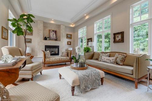 35 Sweetman Drive, Dundas, ON - Indoor Photo Showing Living Room With Fireplace