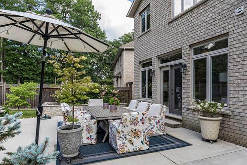 35 Sweetman Drive, Dundas, ON - Outdoor