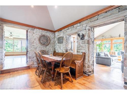 769 Old York Road, Burlington, ON - Indoor Photo Showing Dining Room