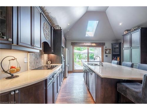 769 Old York Road, Burlington, ON - Indoor Photo Showing Kitchen With Upgraded Kitchen