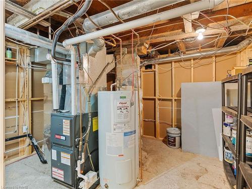 149 Park Lane, Caledonia, ON - Indoor Photo Showing Basement